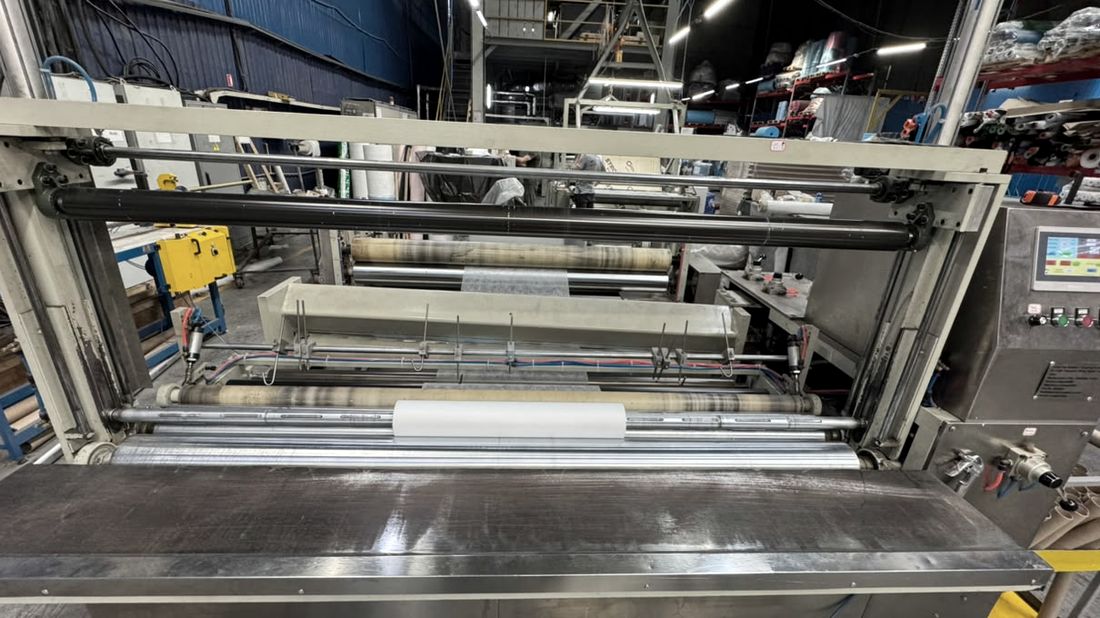 Converting line where the web is formed and sealed, with its control panel